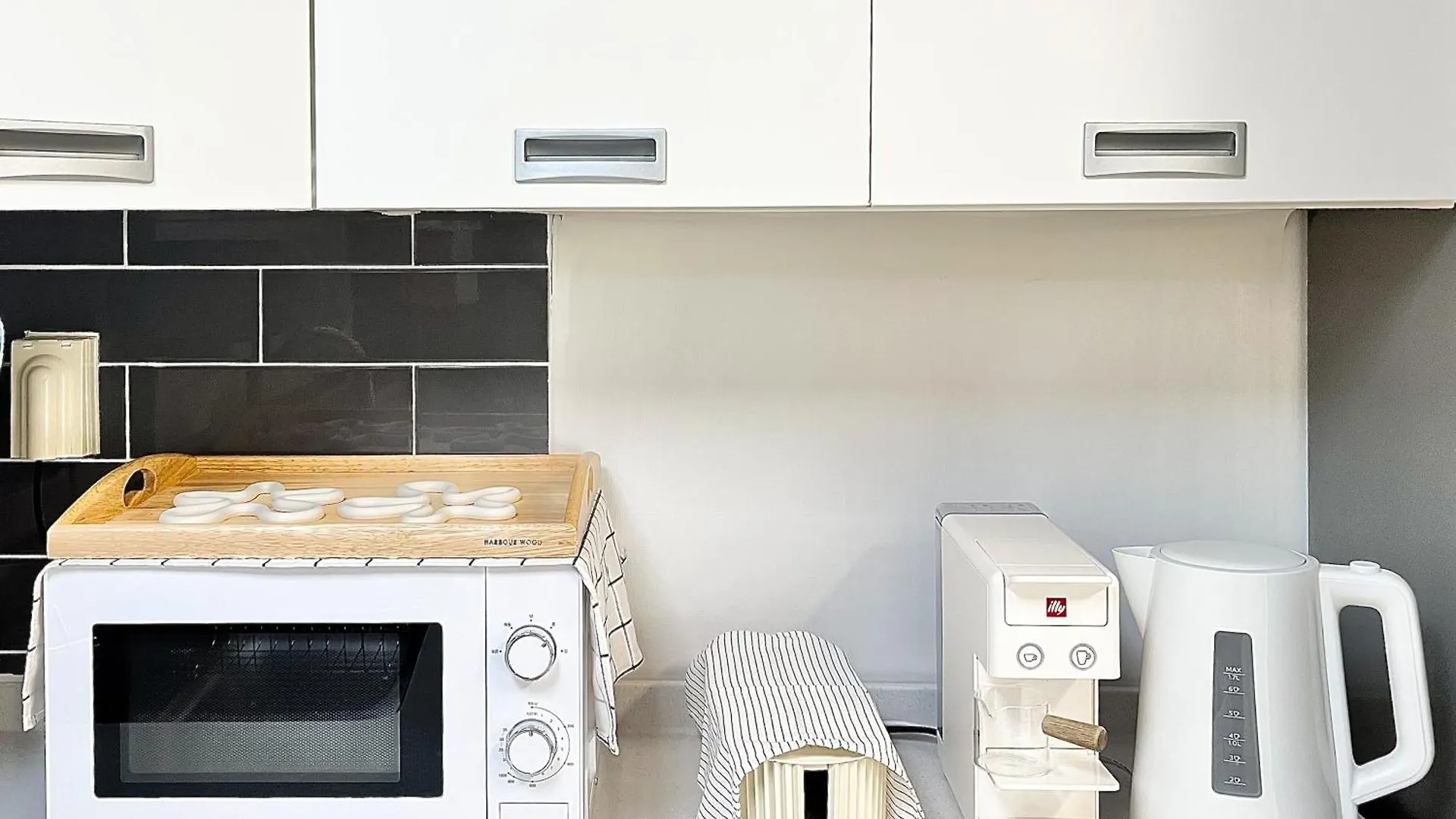 Apartment Bliss Stay 3Mins To Gwangan Station Busan